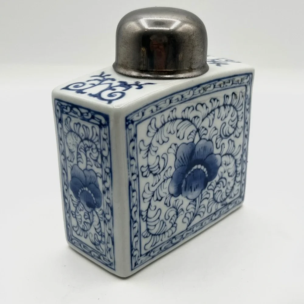 Vintage Two's Company Ceramic Blue White‎ Floral Tea Caddies Canisters Set of 3